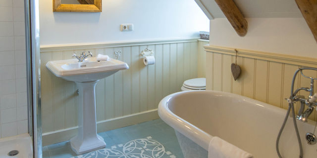 Wellness badkamer huisje ameland